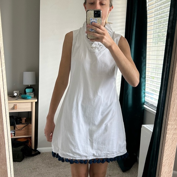Preppy Ruffled Sleeveless White and Navy Mini Summer Dress - Picture 8 of 10
